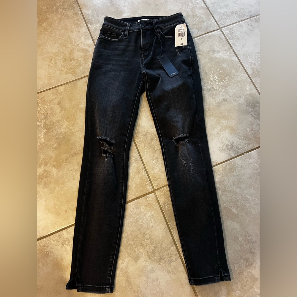 NWT Habitual Women's Black Skinny Jeans